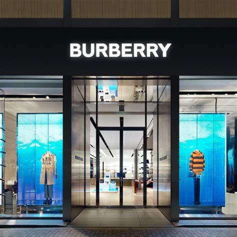 burberry online shop co uk|Burberry official store website.